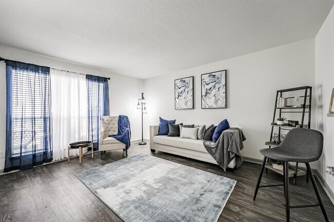 Photo - 3000 Murworth Dr Unit 420
