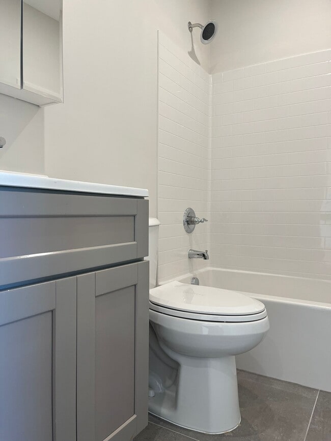 Photo - 268 Martin Luther King Jr Dr Unit 3C