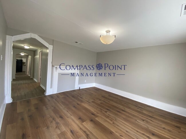 Photo - This huge 4 bedroom 1 bathroom house is Now Available!!