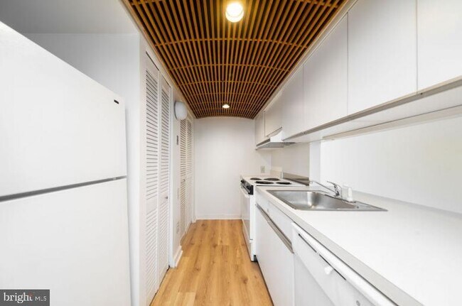 Photo - 33 Letitia St