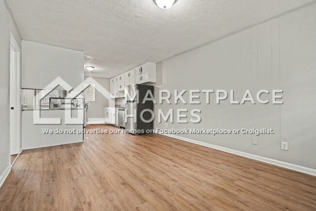 Photo - 5713 Alabama St SW