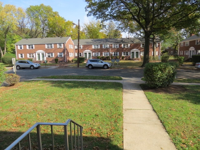 Photo - 15A Carolyn Ter Unit 1