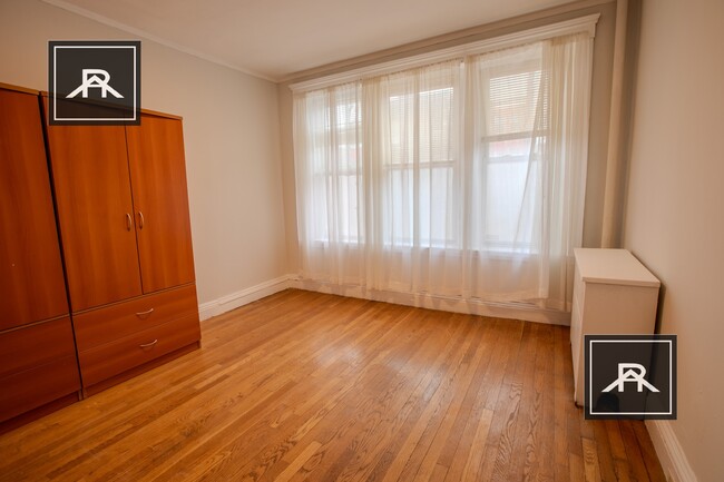 Photo - 28 Quint Ave Unit 18