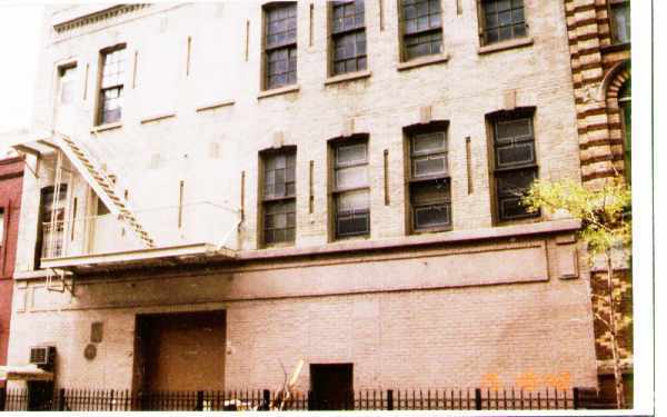 Photo - 239-243 W 18th St