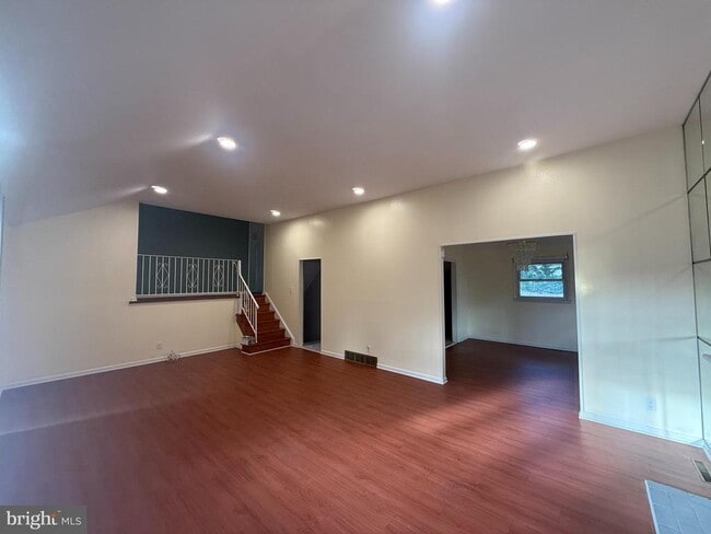 Photo - 118 Spring House Rd