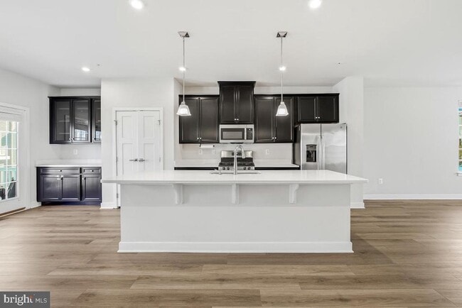 Photo - 16328 Fife Wy