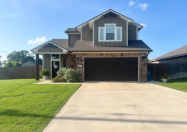 Photo - 15410 Anna Ln House