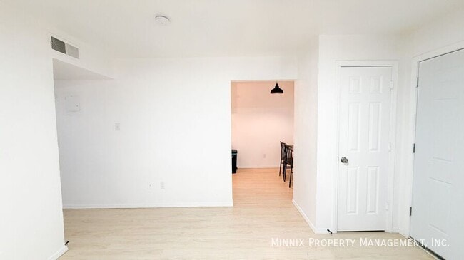 Photo - 5005 Avenue W Unit 2
