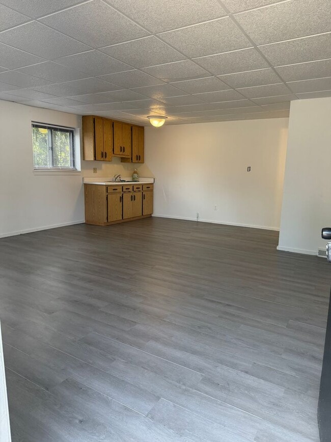 Photo - Oakdale - Brick House Unit 1