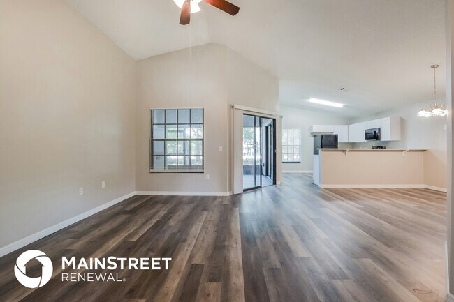 Photo - 1615 Sunburst Way