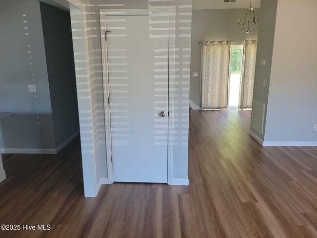 Photo - 1139 Brownlea Dr