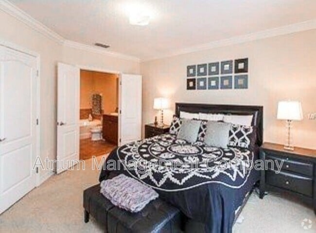 Building Photo - 5405 Napoli Cove Rental
