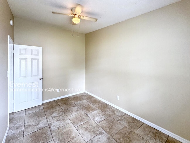 Photo - 2925 N 46th St Unit B