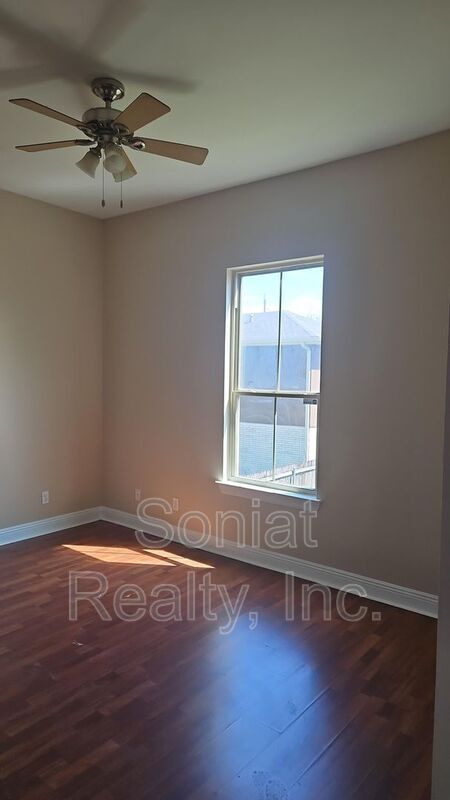 Photo - 6087 Wilton Dr