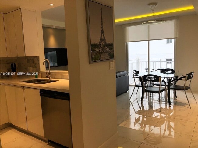 Photo - 185 SE 14th Terrace Unit 2001