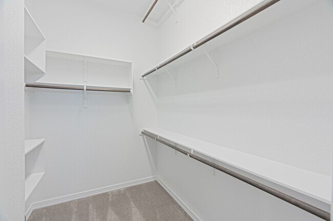 Photo - 2212 Dillon Pond Ln