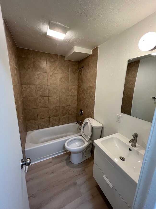 Photo - 727 E 600 S Unit 727e 600s