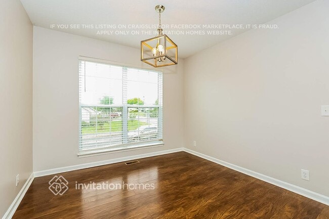 Photo - 497 Laramie Dr