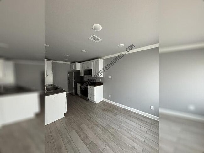 Photo - 22 Winchester Dr