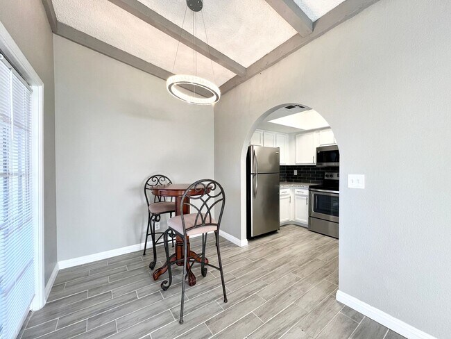 Photo - REMODELED 2BD/2BA NEAR JONES/SAHARA W/ COM... Unit D