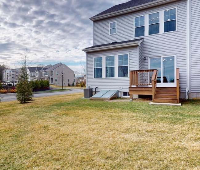 Photo - 129 Cold Brook Dr