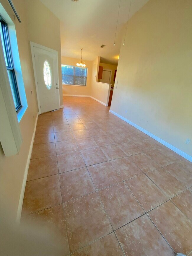 Photo - 4 Prosperity Ln