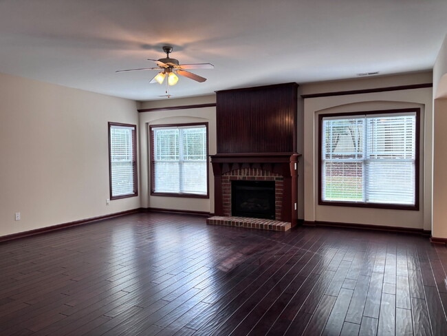 Photo - 3244 Groveshire Dr