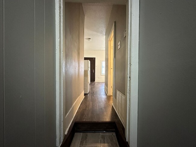 Photo - 910 S 19th St Unit A