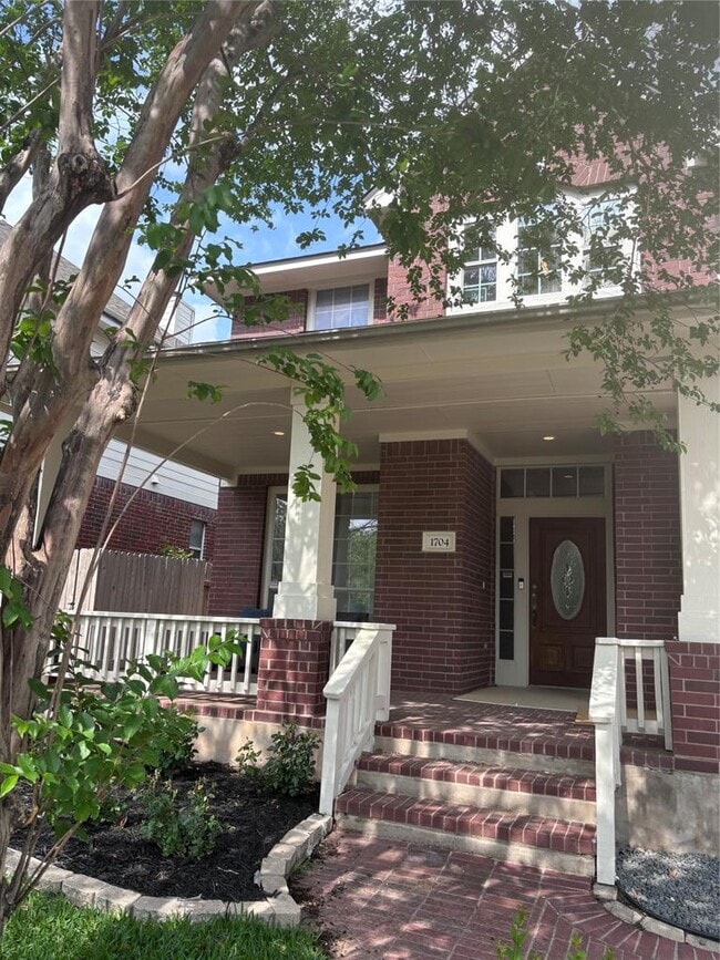 Photo - 1704 Lynnville Trail