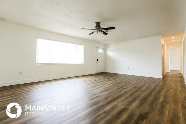 Photo - 185 Norfolk Ave NW Casa