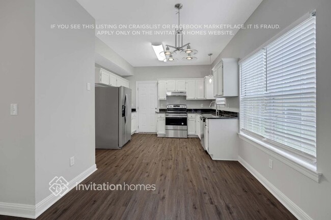 Photo - 409 Barkley Ct