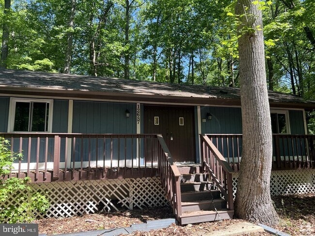 Building Photo - 12687 Cheyenne Trail Rental