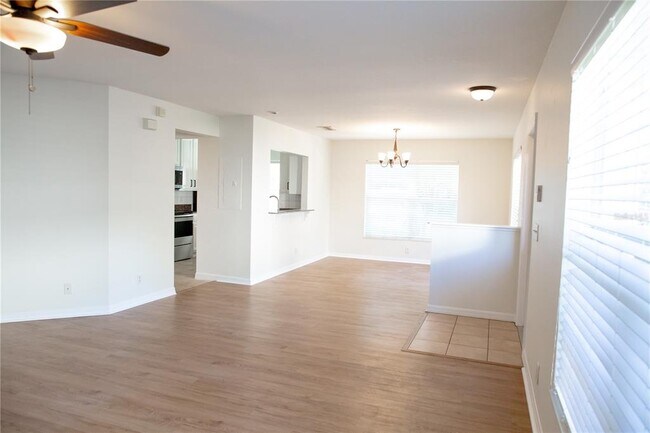 Photo - 9426 Charlesberg Dr