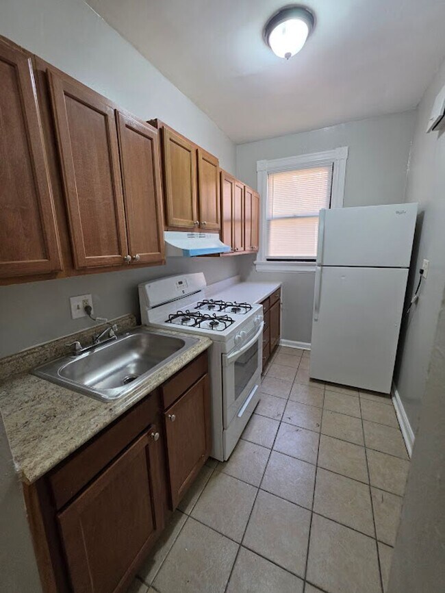 129 WEBSTER ST NW