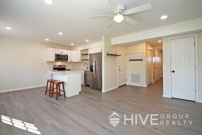 Photo - 117 21st St