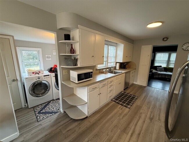 Photo - 35750 Main Rd