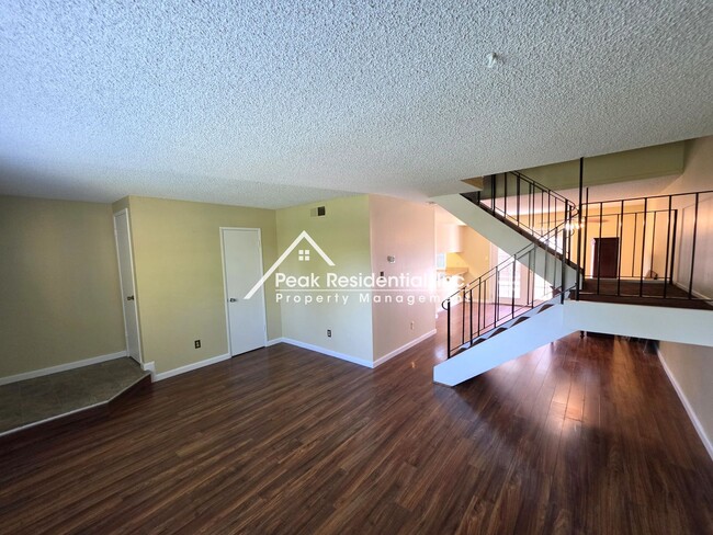 Photo - 6691 Greenback Ln