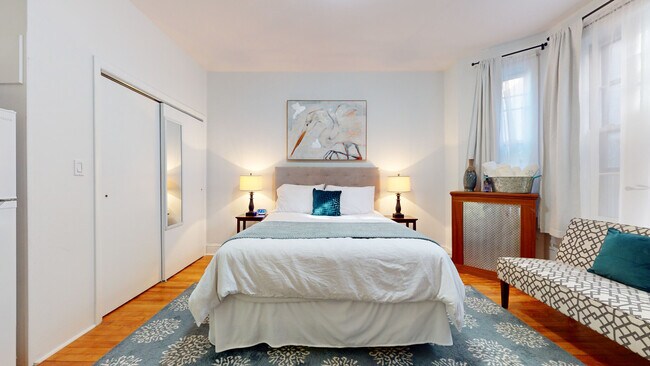 1253 Beacon St Unit B4