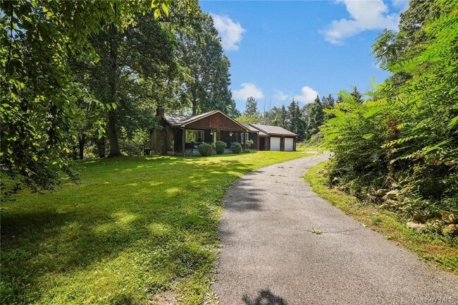 Photo - 20-A Apple Bee Farm Ln