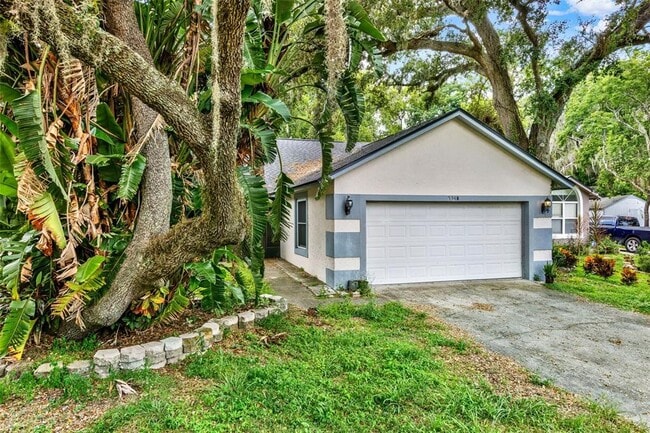 Building Photo - 5340 Old Oak Tree Dr Rental