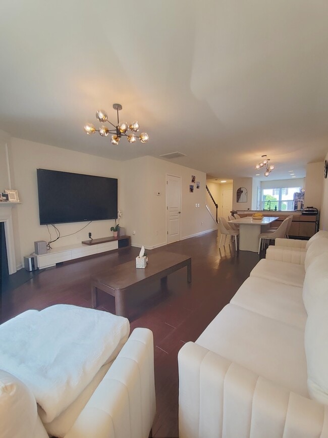 Building Photo - 2919 Berkeley Springs Pl