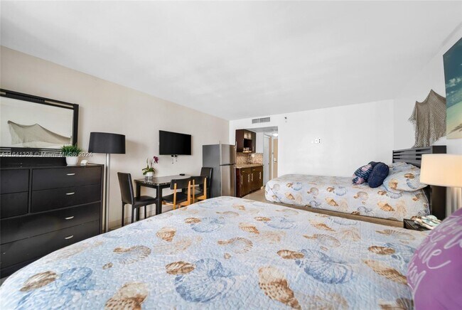 Photo - 19201 Collins Ave Unit 1117