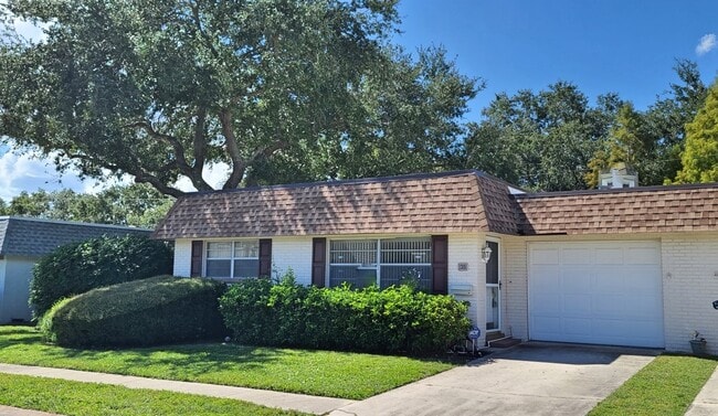 Photo - 1301 Cara Dr Townhome