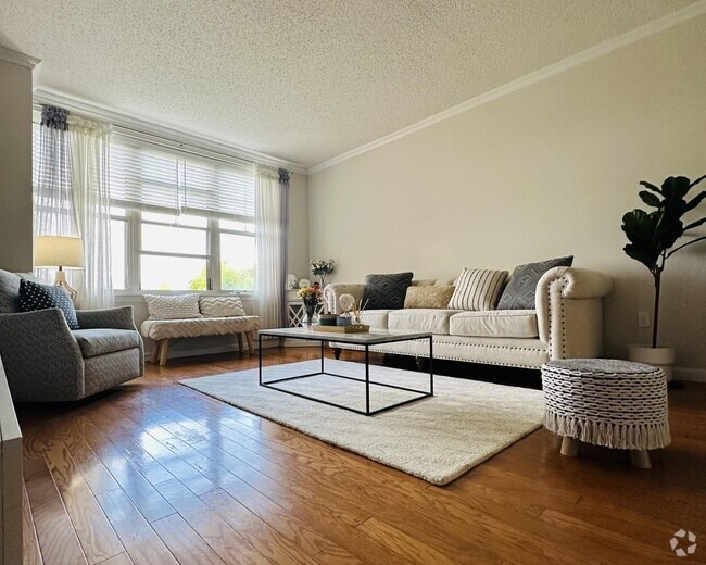 Building Photo - 300 Mamaroneck Ave Unit 436 Rental