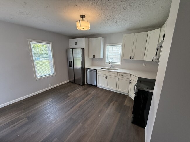 Photo - 629 Short St