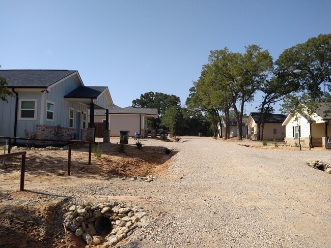 Photo - 1000 Wooded Hollow Ct