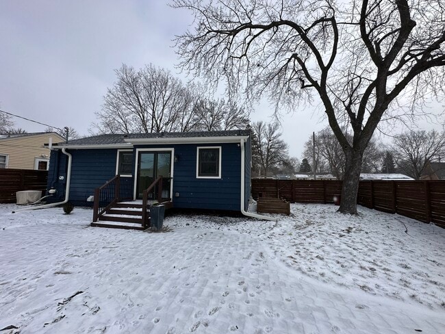 Photo - 2934 Rhode Island Ave S