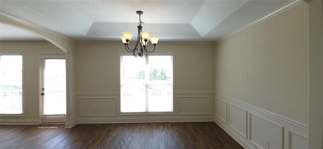 Photo - 2125 Savannah Dr