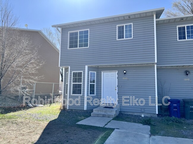 Photo - 1640 Winchester Dr Condo