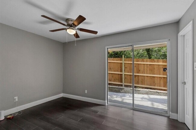 Photo - 1448 Weiler Blvd